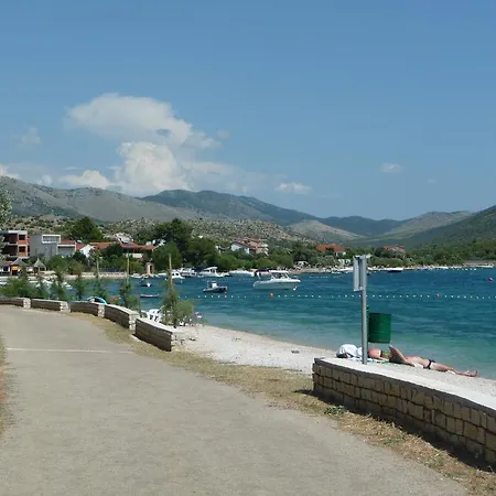 Laura * Grebaštica
